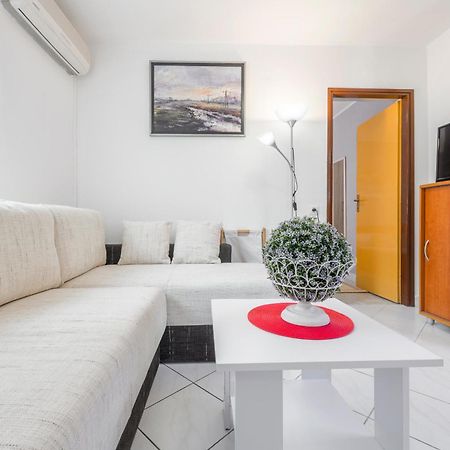 Apartments Roma Башка-Вода Екстер'єр фото