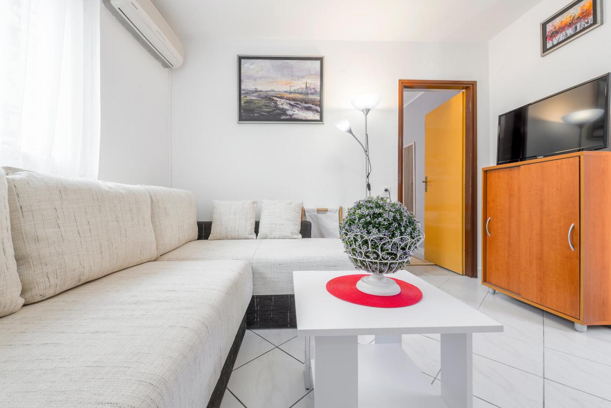 Apartments Roma Башка-Вода Екстер'єр фото