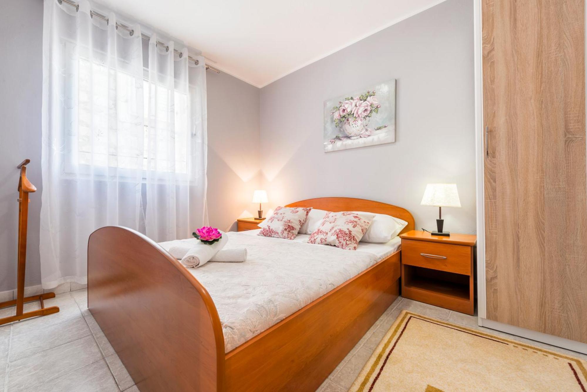 Apartments Roma Башка-Вода Екстер'єр фото